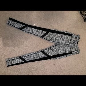 black and white leggings